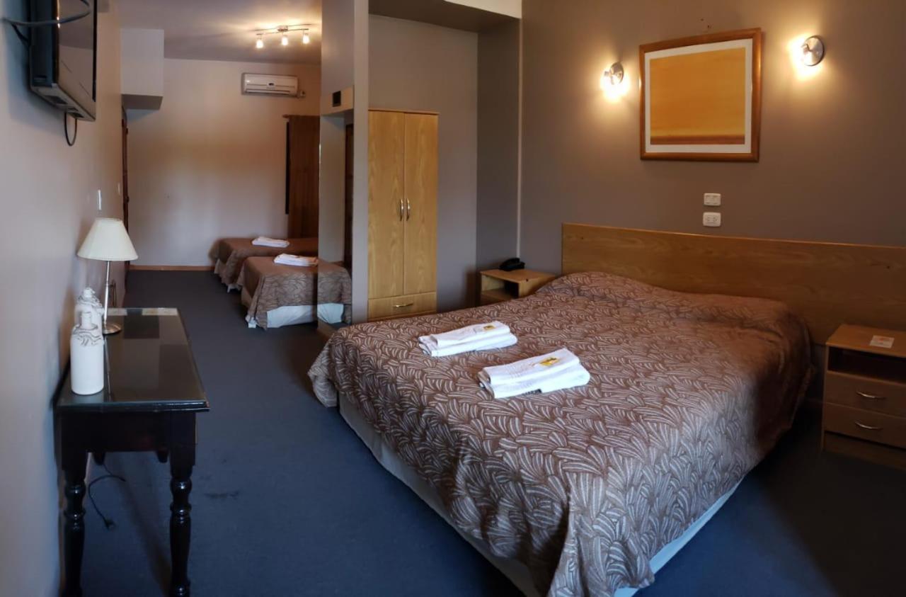 Hotel Lazaro Villa Mercedes Eksteriør billede