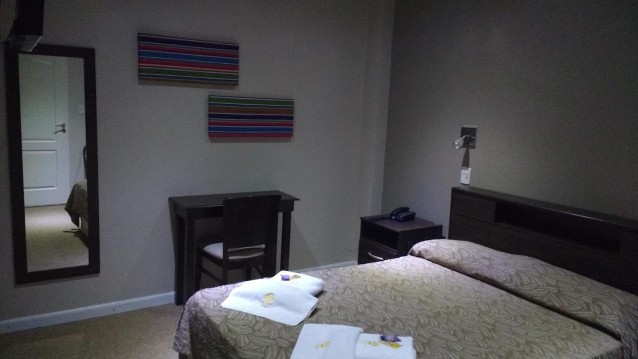 Hotel Lazaro Villa Mercedes Eksteriør billede