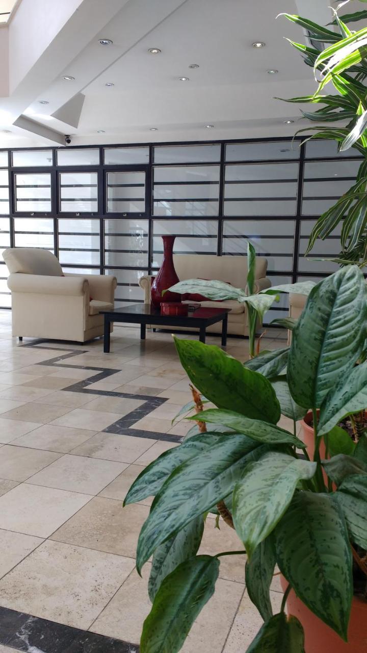 Hotel Lazaro Villa Mercedes Eksteriør billede